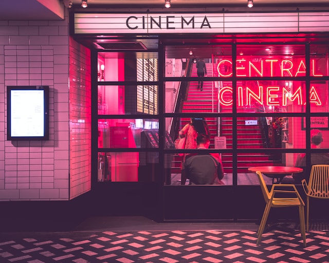 Filmowa randka, czyli spotkanie w kinie, jak zorganizować taką randkę?